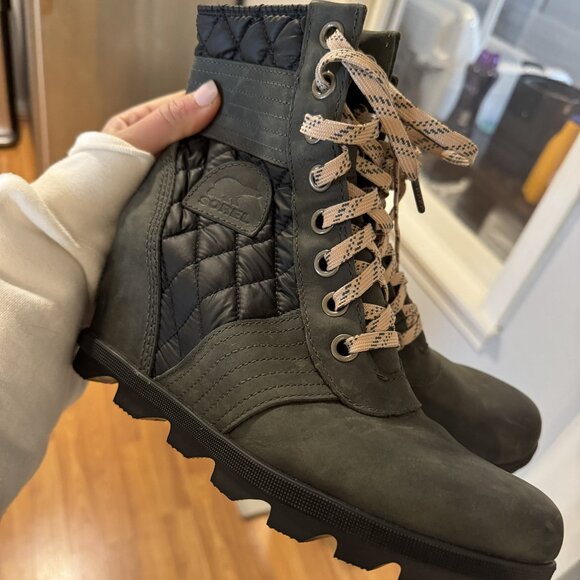 Sorel Shoes - Sorel Womens Lexie Wedge Size 9.5 Green Slate Lace Up Wedge Bootie - Waterproof!